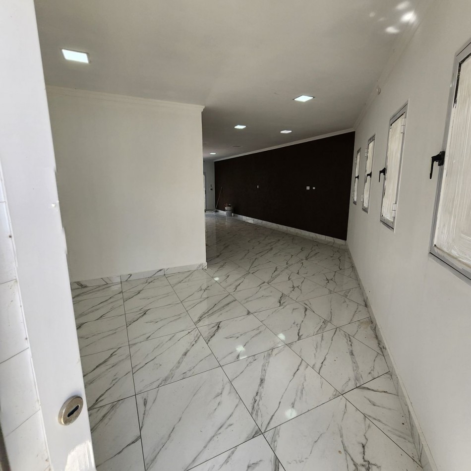 MODERNA CASA DE 3 DORMITORIOS