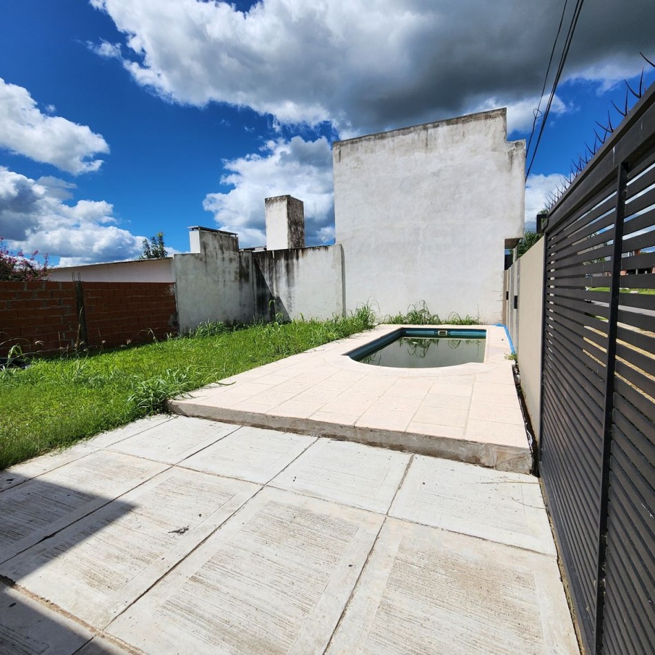 MODERNA CASA DE 3 DORMITORIOS