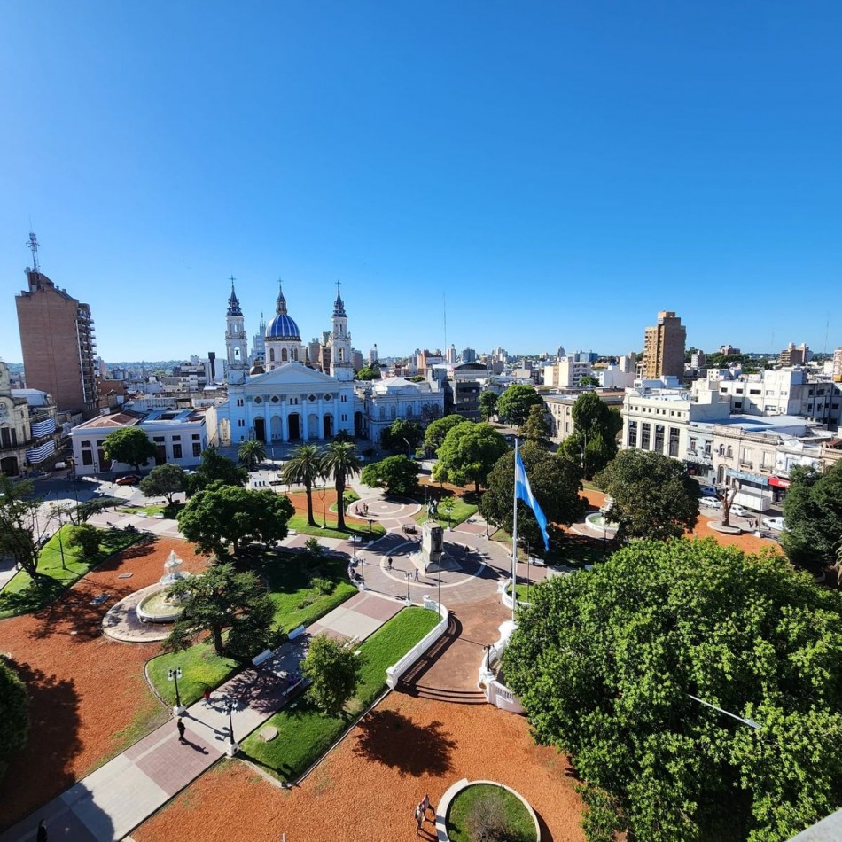 DEPARTAMENTO DE 3 DORMITORIOS EN UNA UBICACION PRIVILEGIADA