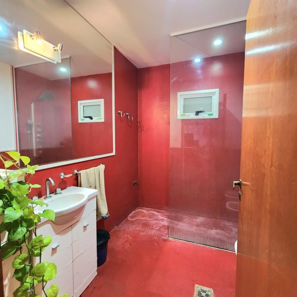 INCREIBLE PROPIEDAD CON TERRENO DE 1920 M2