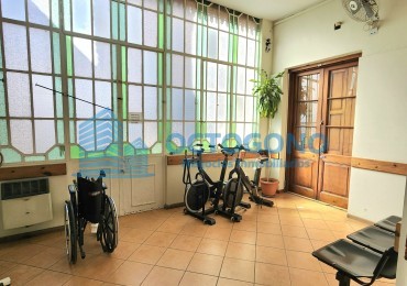 OPORTUNIDAD! INMUEBLE IDEAL PARA CONSULTORIOS, OFICINAS, GERIATRICOS